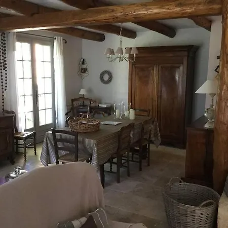 ヴィラ La Maison De Lise